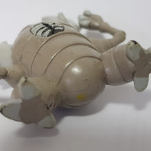 Load image into Gallery viewer, Pinsir 2inch Tomy Figure
